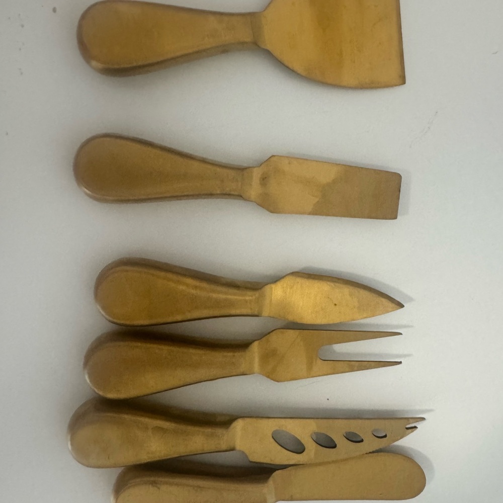Brass-Colored Cheese Knife Set